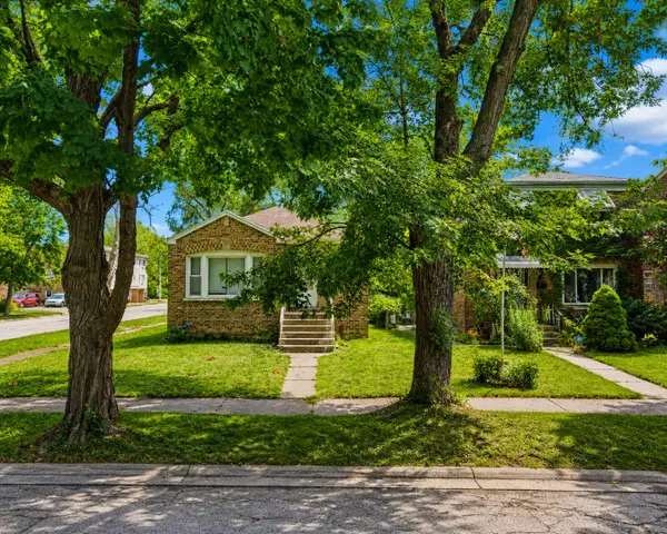 14301 S Edbrooke Avenue, Riverdale, IL 60827