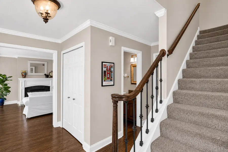 2045 Somerset Lane, Wheaton, IL 60189 - #3