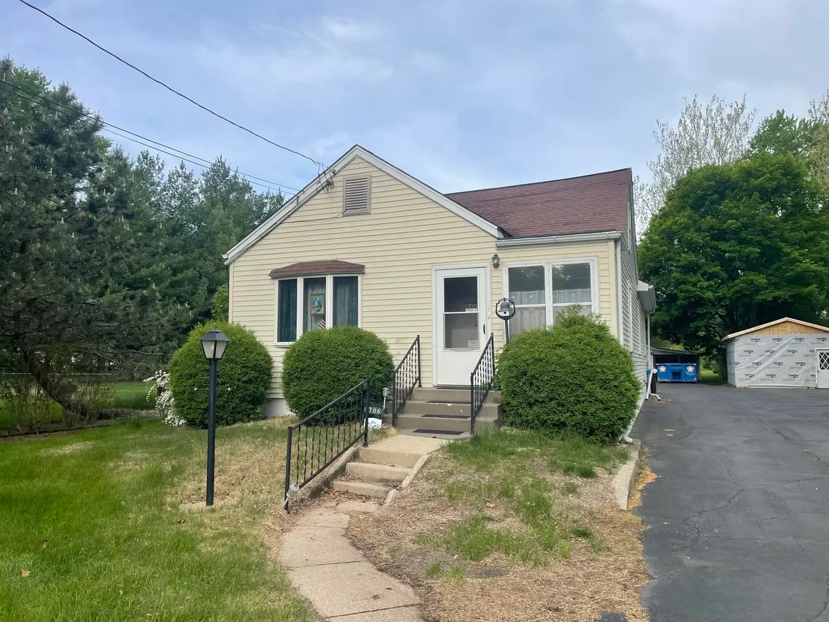 706 Jackson Street, Prophetstown, IL 61277 - #1