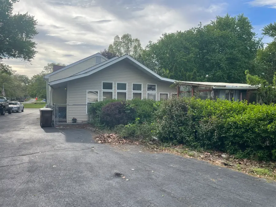706 Jackson Street, Prophetstown, IL 61277 - #2