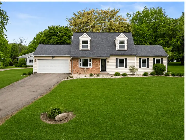 8324 Idlewood Drive, Bloomington, IL 61705 - #1