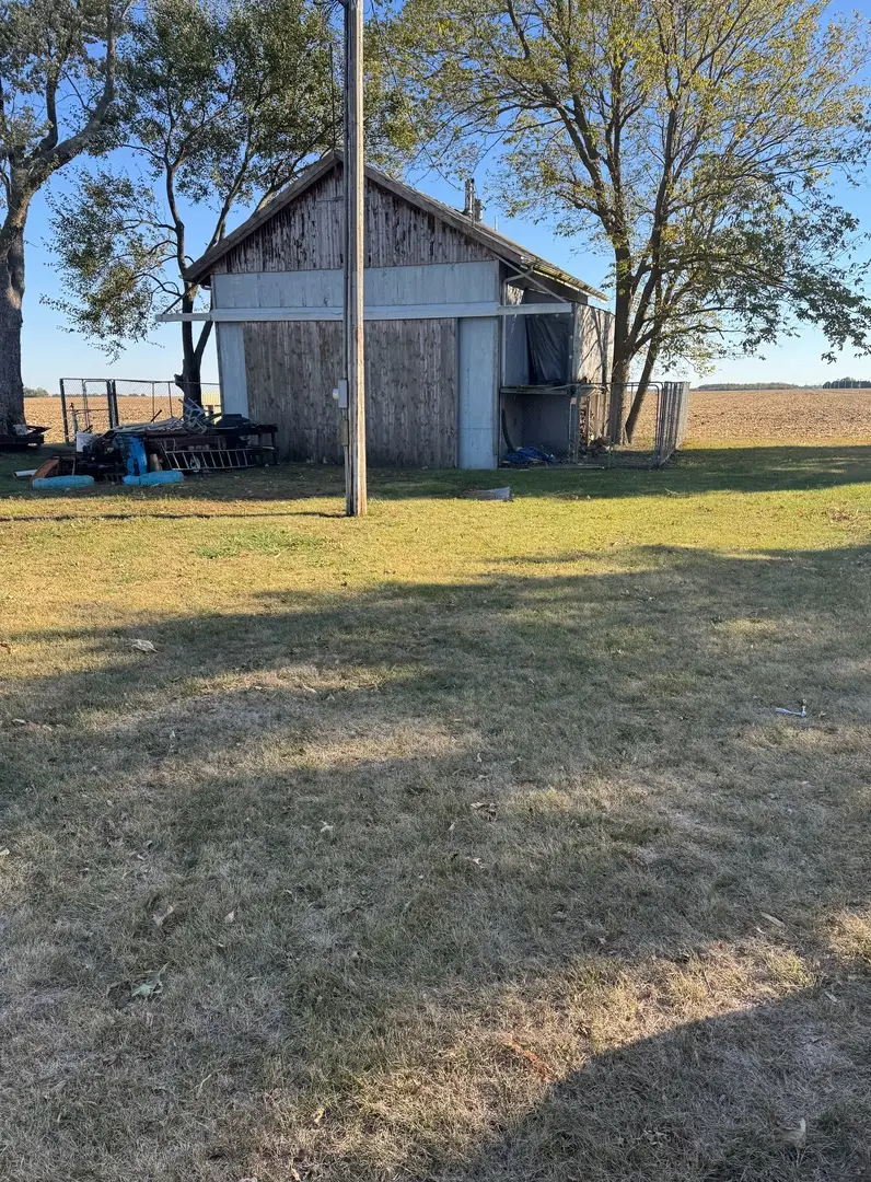 2301 County Road 3300 N, Gifford, IL 61847 - #3