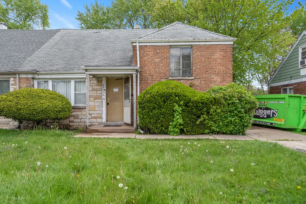 9611 S Oglesby Avenue, Chicago, IL 60617 - #1