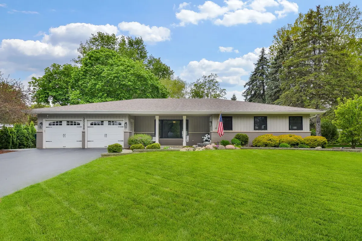 3N288 Bernice Drive, Saint Charles, IL 60175 - #1