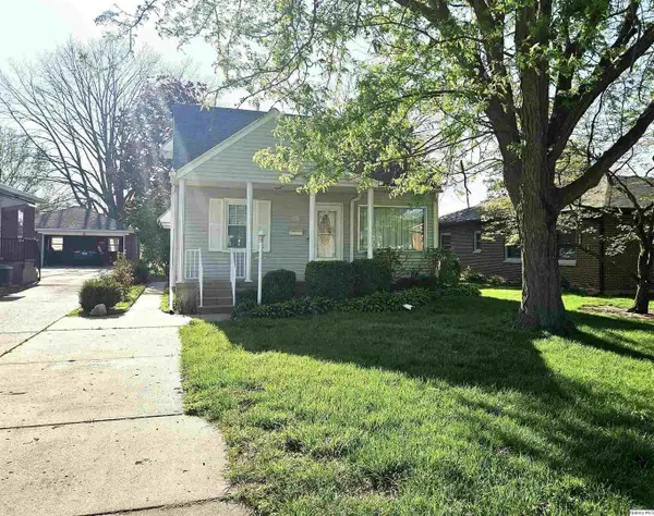 1212 S 22nd Street, Quincy, IL 62301
