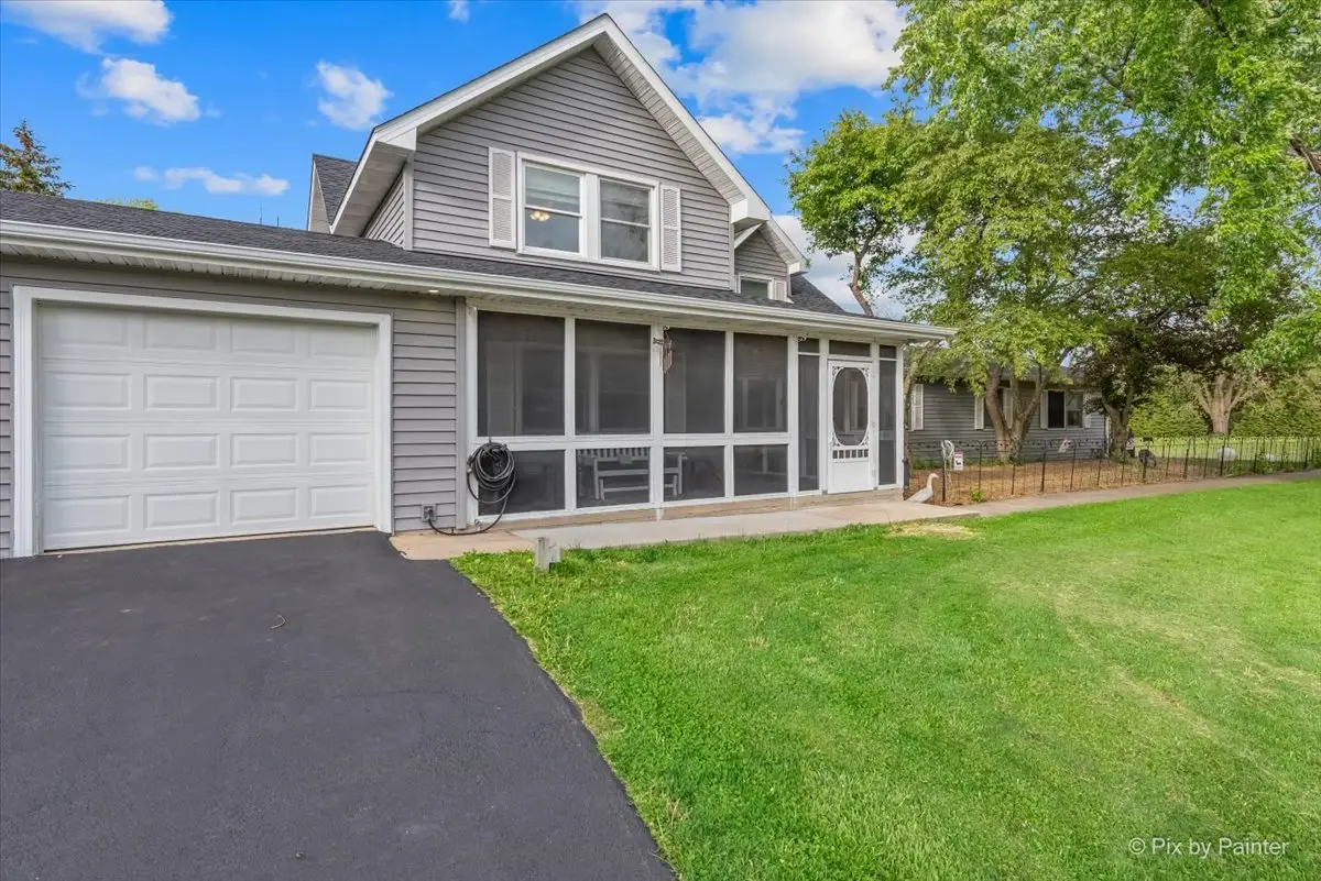39W030 Poplar Lane, Saint Charles, IL 60175 - #1
