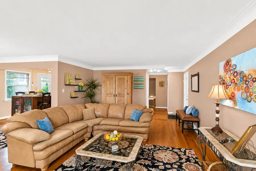 9120 Karlov Avenue, Oak Lawn, IL 60453 - #3