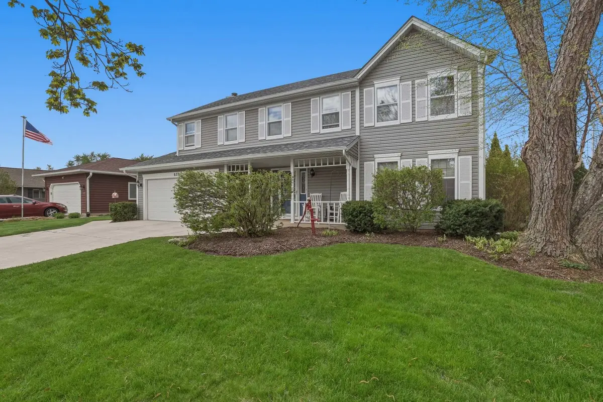 637 N Lyle Avenue, Elgin, IL 60123 - #1