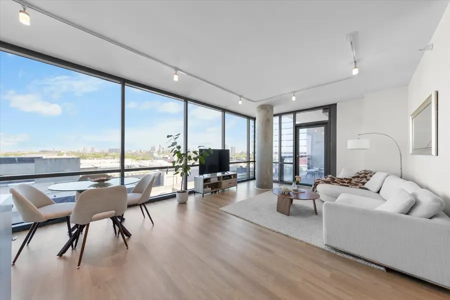 860 W Blackhawk Street #804, Chicago, IL 60642 - #3