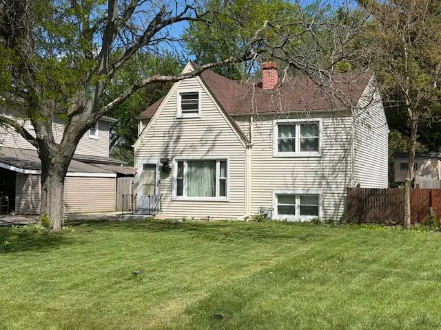 27W088 Evelyn Avenue, Winfield, IL 60190 - #1