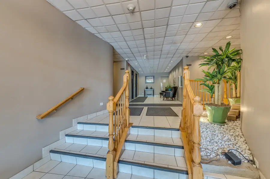 720 Wellington Avenue #307, Elk Grove Village, IL 60007 - #3