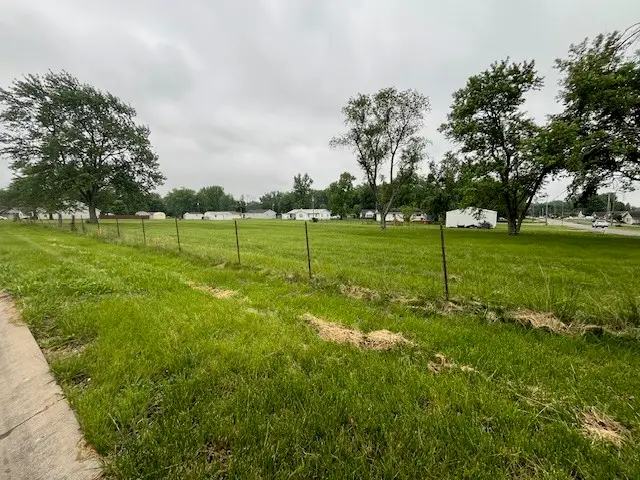 000 Whitney Lane, Marion, IL 62959 - #1