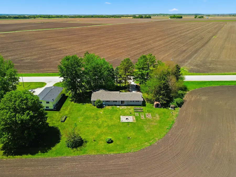 6740 Albany Road, Erie, IL 61250 - #3