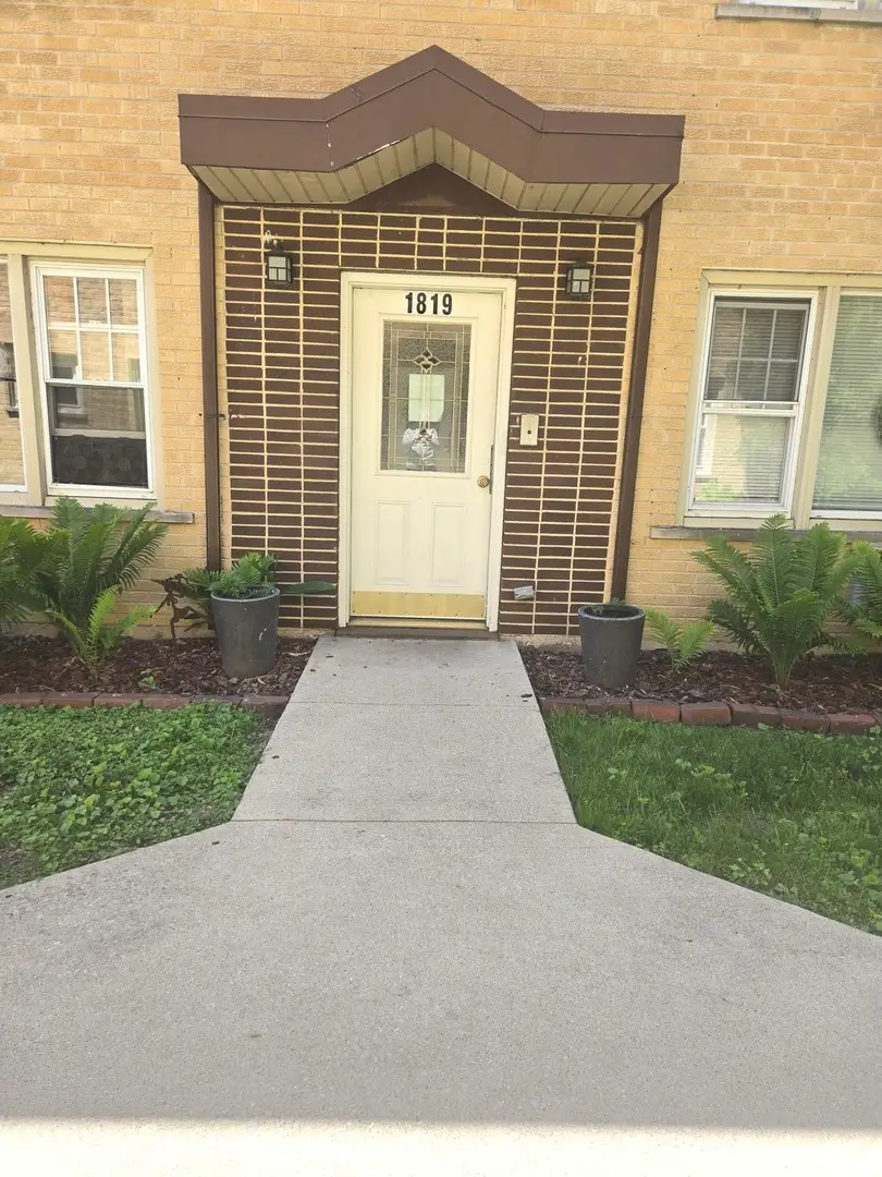 1819 W Touhy Avenue #6, Chicago, IL 60626 - #3