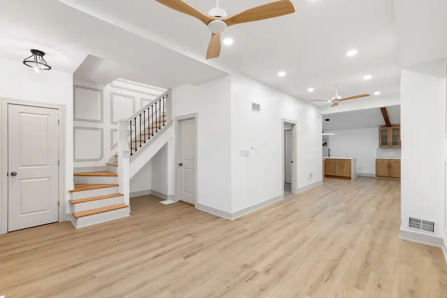 2927 N Rockwell Street, Chicago, IL 60618 - #3