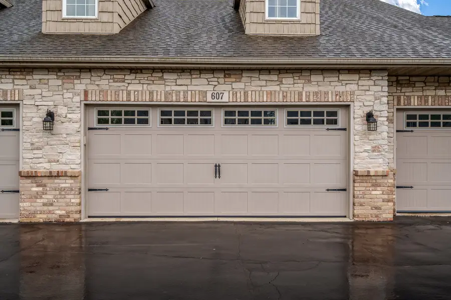 607 Queens Court, Rockton, IL 61072 - #2