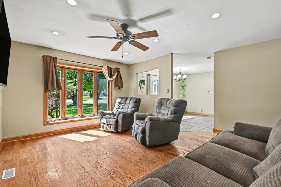 11725 S Keeler Avenue, Alsip, IL 60803 - #2
