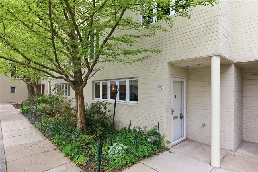 1085 S Park Terrace, Chicago, IL 60605 - #2