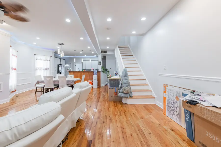 844 N Laramie Avenue, Chicago, IL 60651 - #3