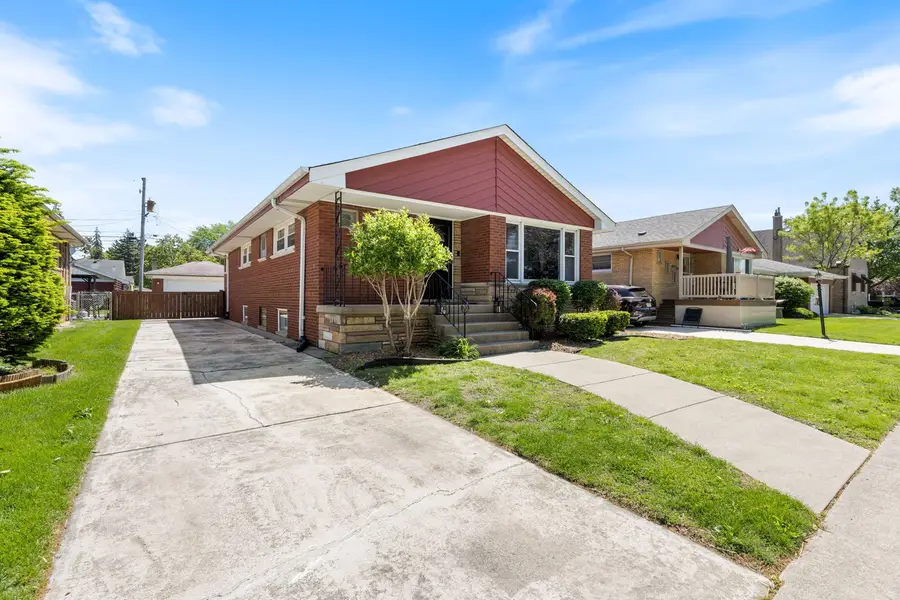 9247 S Ridgeway Avenue, Evergreen Park, IL 60805 - #3