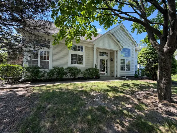 1145 Bristol Lane, Buffalo Grove, IL 60089