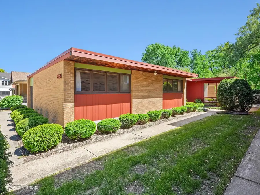24 E Harding Avenue, La Grange Park, IL 60526 - #2