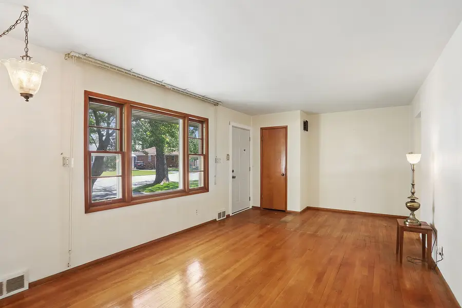 3106 Fairview Avenue, South Chicago Heights, IL 60411 - #2