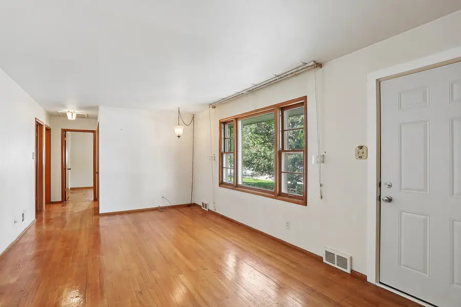 3106 Fairview Avenue, South Chicago Heights, IL 60411 - #3