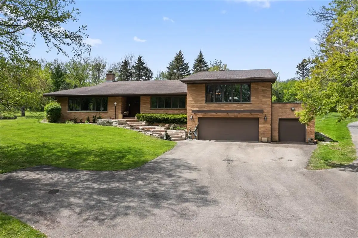 22446 N Old Barrington Road N, North Barrington, IL 60010 - #1