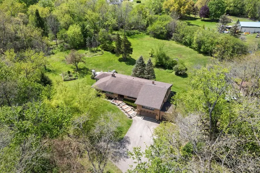 22446 N Old Barrington Road N, North Barrington, IL 60010 - #2