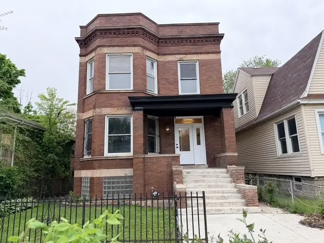 7754 S Burnham Avenue, Chicago, IL 60649 - #1