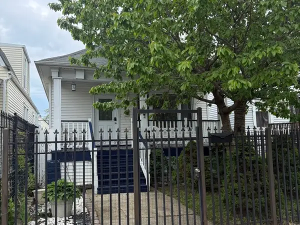 5819 S Fairfield Avenue, Chicago, IL 60629