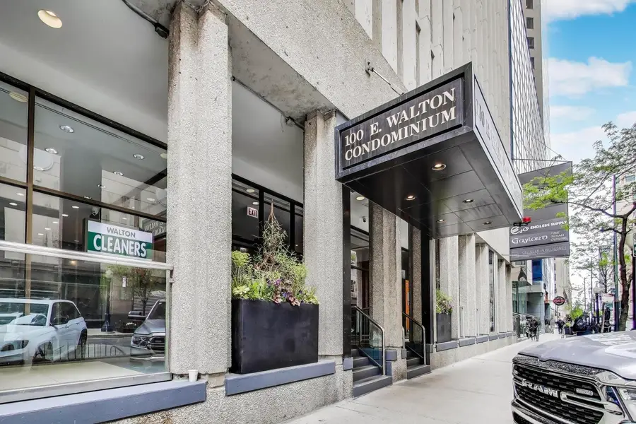 100 E Walton Street #38C, Chicago, IL 60611 - #3