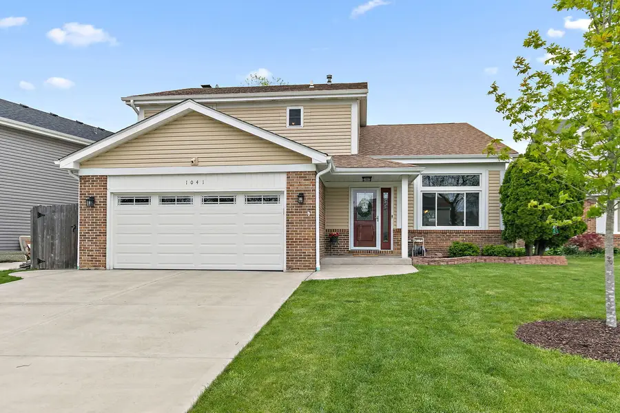 1041 N Cardinal Drive, Palatine, IL 60074 - #2