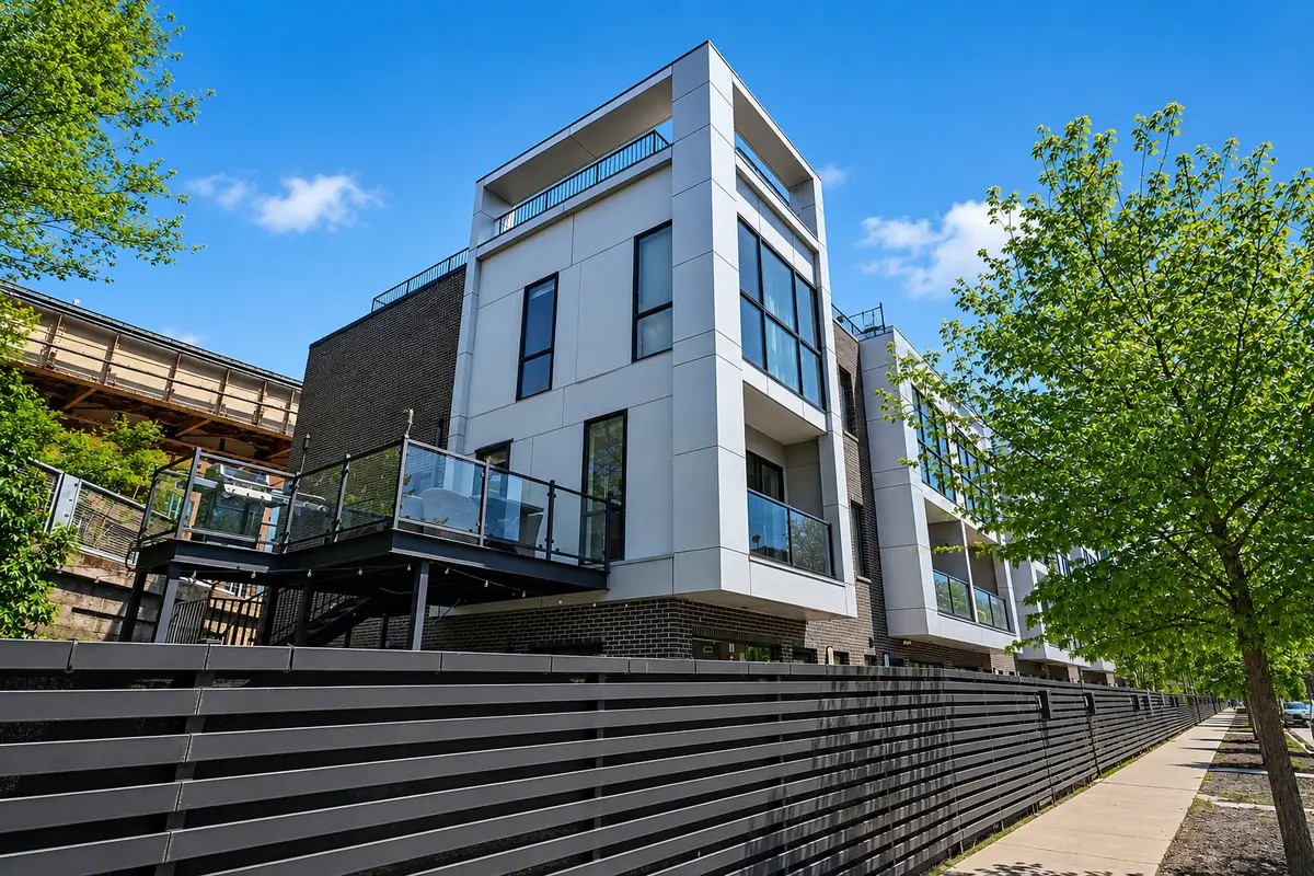 1755 N Winnebago Avenue, Chicago, IL 60647 - #1