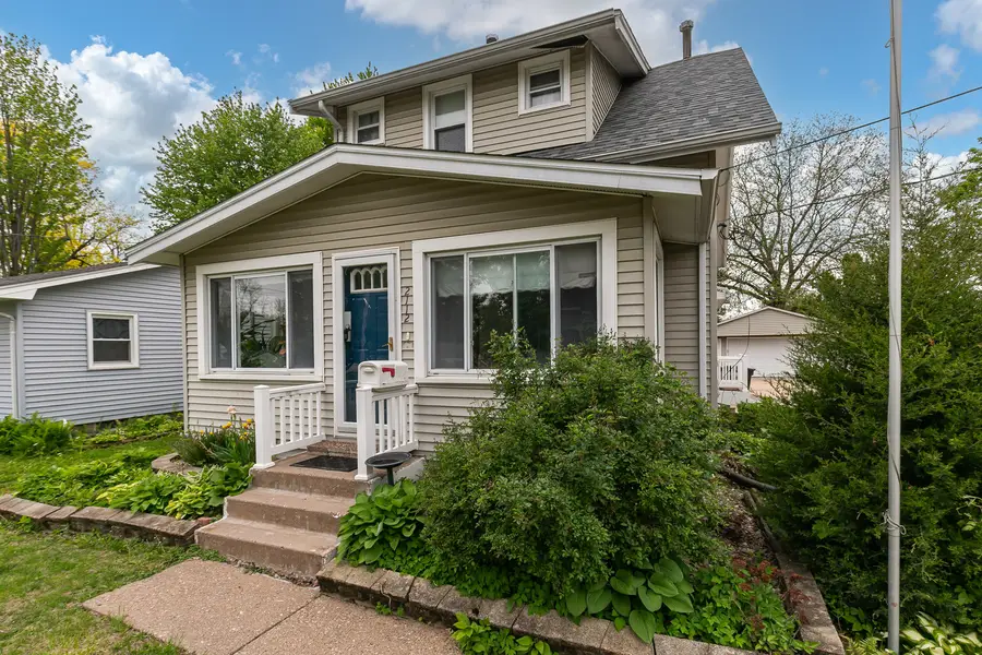 2112 32nd Street, Rock Island, IL 61201 - #3