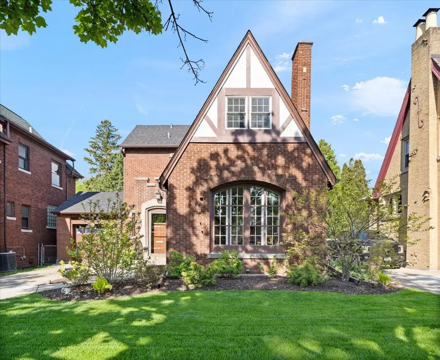9814 S Hoyne Avenue, Chicago, IL 60643 - #2