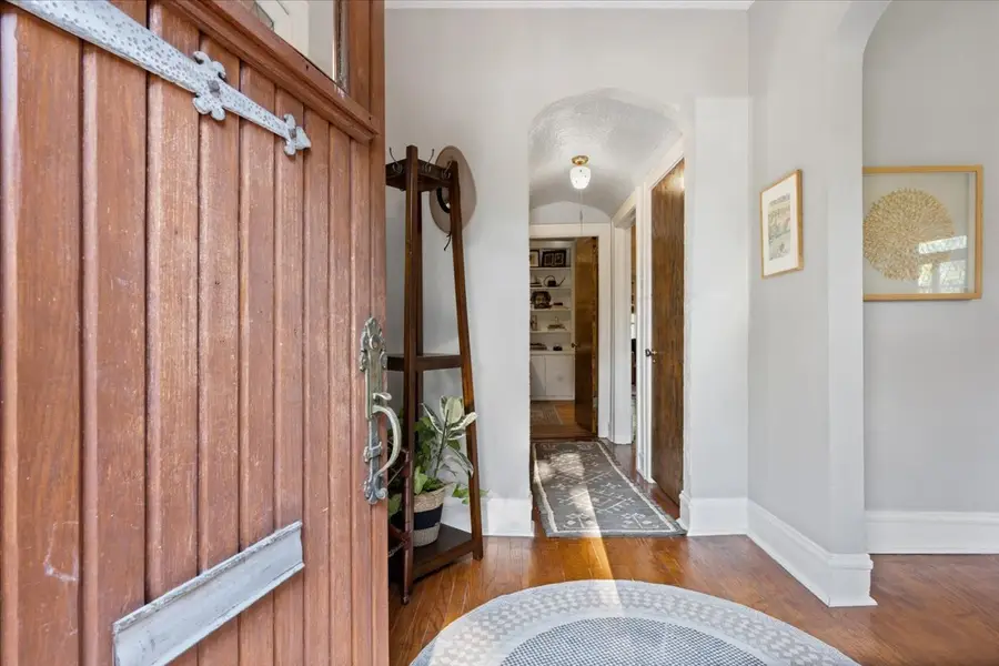9814 S Hoyne Avenue, Chicago, IL 60643 - #3