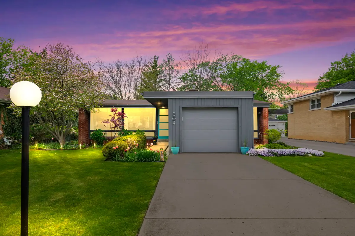304 S Mount Prospect Road, Mount Prospect, IL 60056 - #1