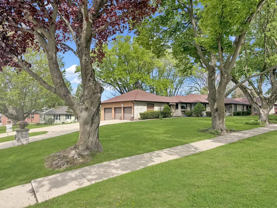 312 S Church Street, Orangeville, IL 61060 - #2