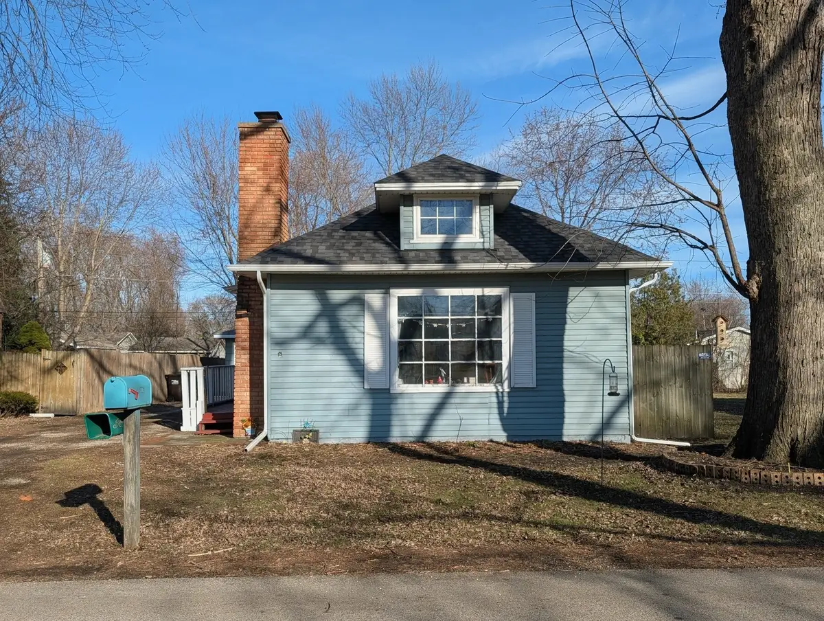 117 Lakewood Avenue, Crystal Lake, IL 60014 - #1