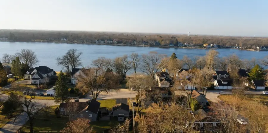 117 Lakewood Avenue, Crystal Lake, IL 60014 - #2