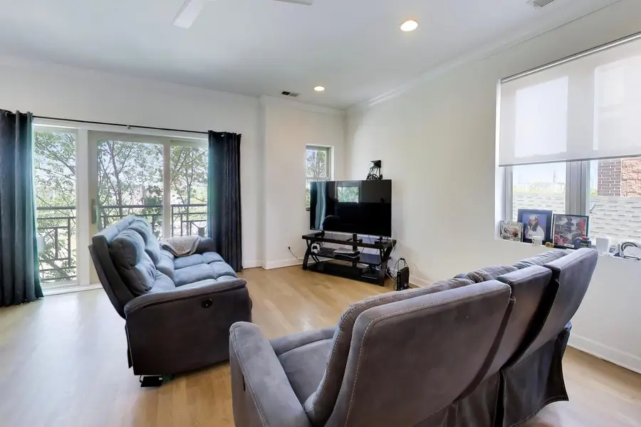 2519 W Congress Parkway #3, Chicago, IL 60612 - #2