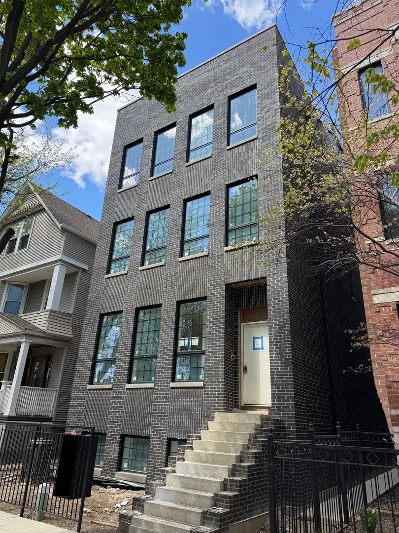 3820 N Damen Avenue #2, Chicago, IL 60618 - #2