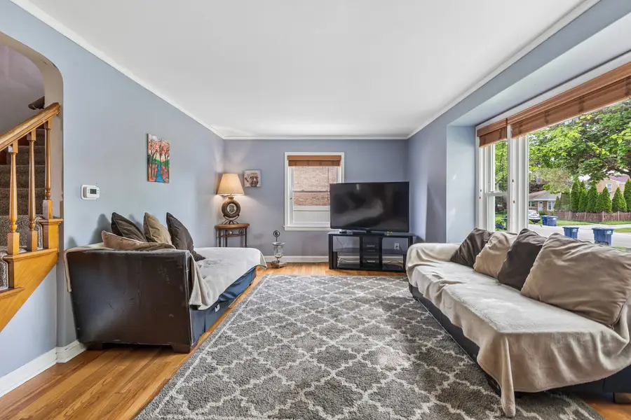 1678 Ash Street, Des Plaines, IL 60018 - #3
