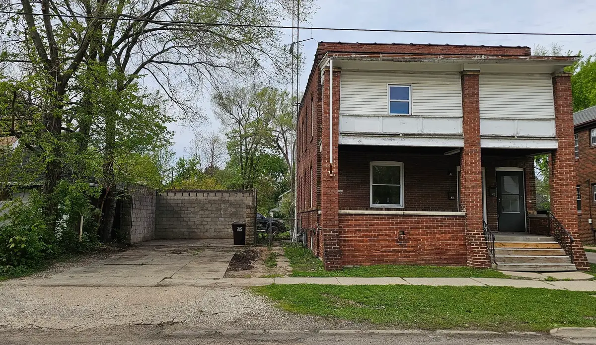 912 18th Avenue, Rockford, IL 61104 - #1