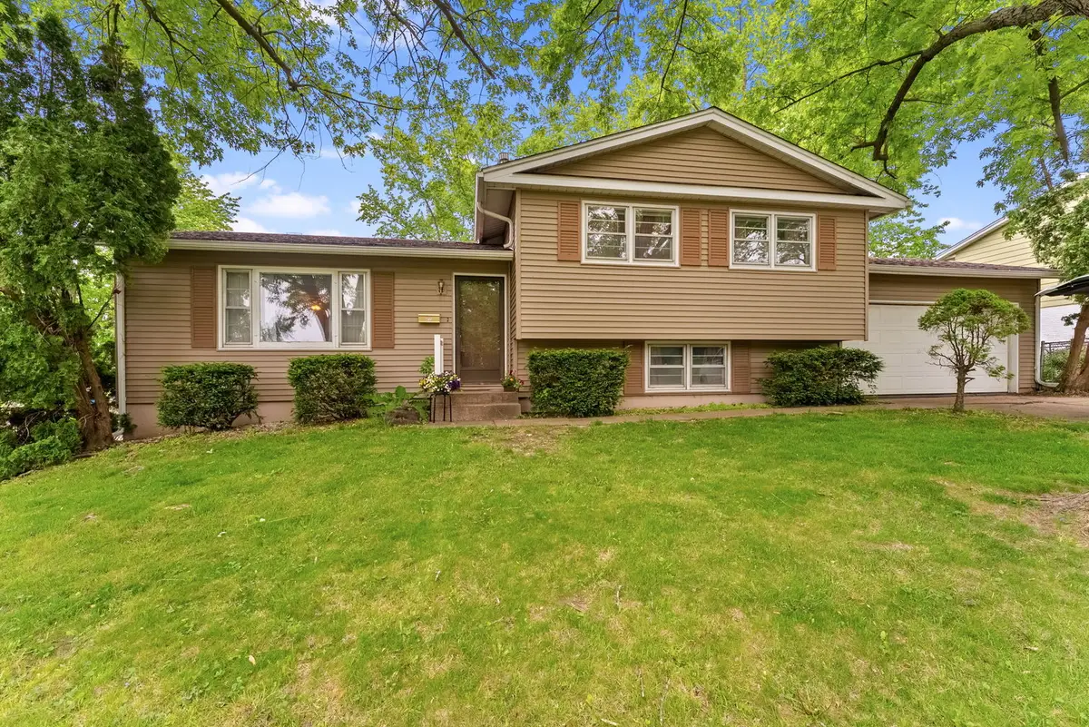 4711 Scott Street, Davenport, IA 52806 - #1