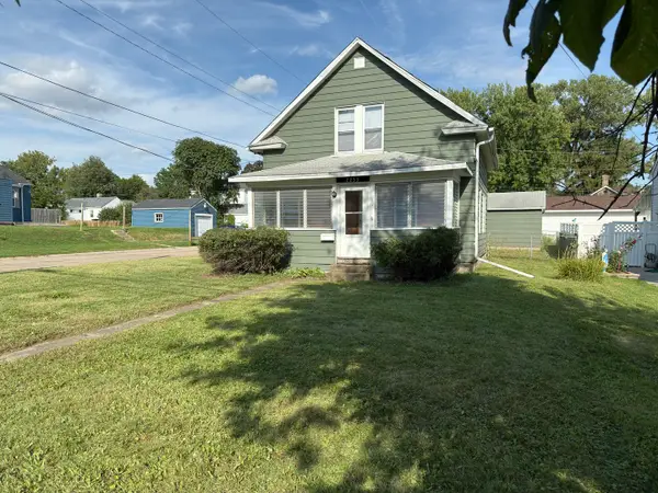 2233 24th Street, Rock Island, IL 61201