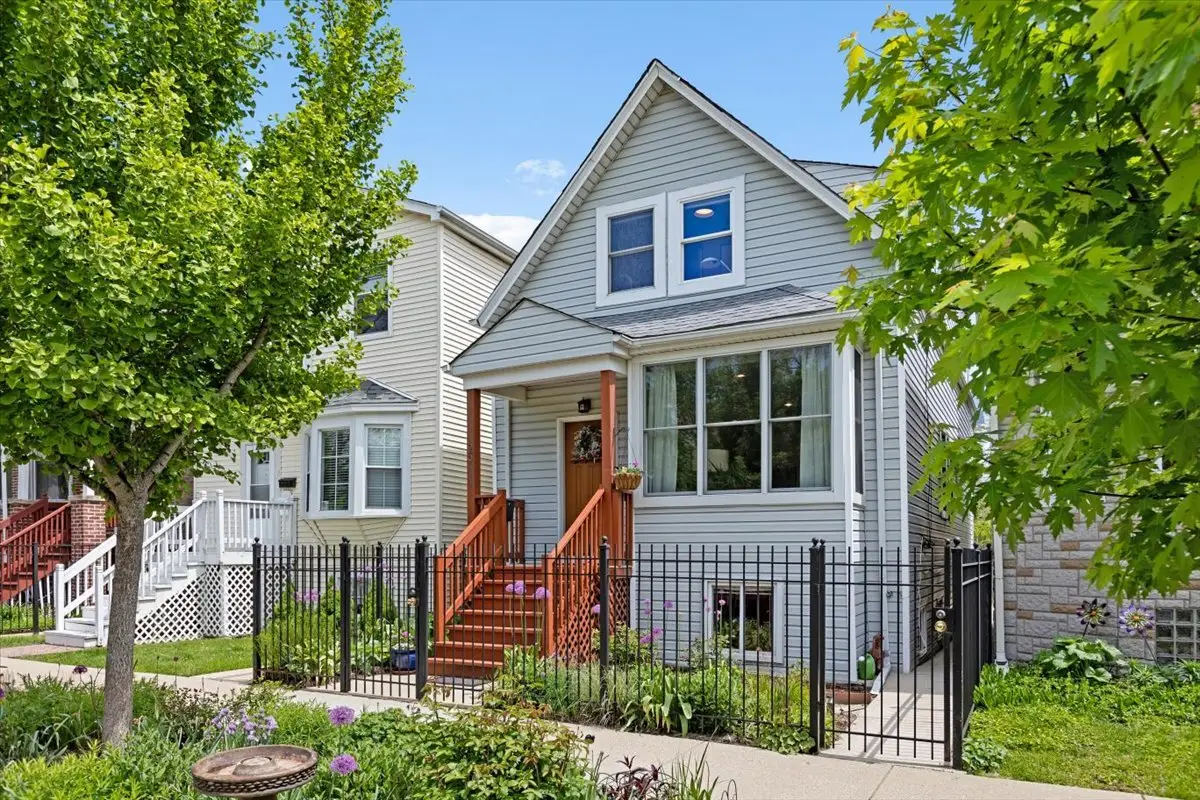 2911 N Washtenaw Avenue, Chicago, IL 60618 - #1