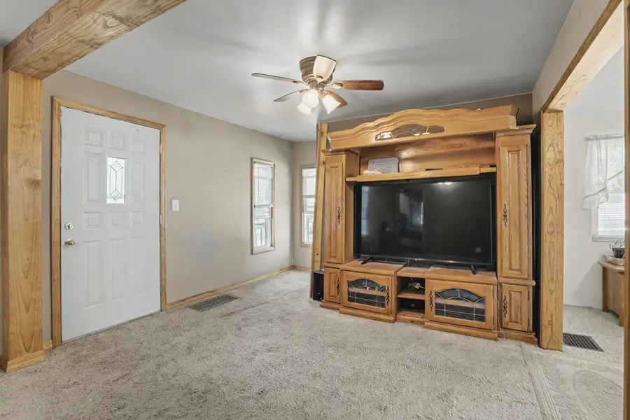 1021 Oneida Avenue, Davenport, IA 52803 - #3